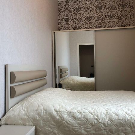 Guest House Romanadze 코불레티 외부 사진